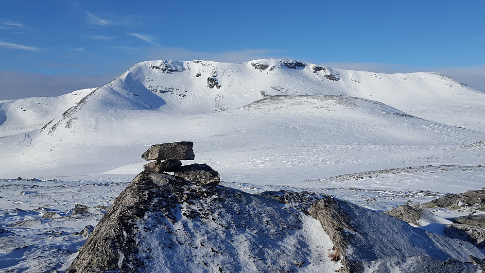 Svarthøtta sett fra Søndre Kjølen