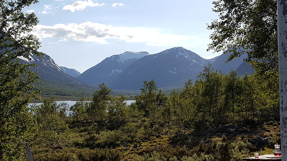 Morgendagens 2 første fjell sett fra Vakkerstøylen: Kollen og Muldalseggenden