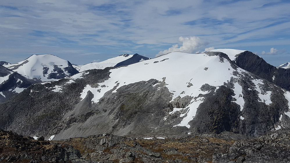 Flotte fjell sett fra Kollen! Fra venstre: Småkoppegga, Illstigfjellet, Muldalseggenden og Illstigegga