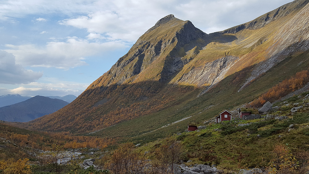 Skorgesætra & Bjørnastighornet