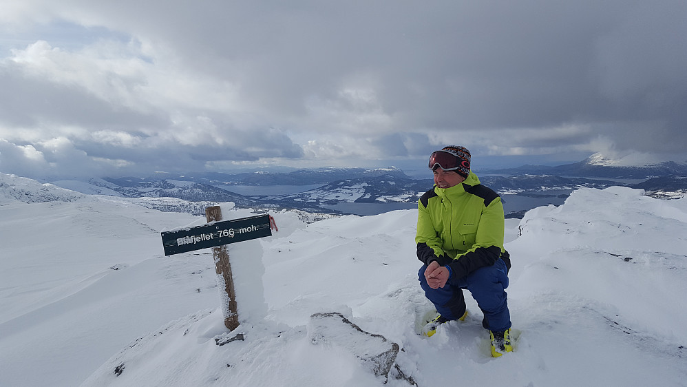 På Blåfjellet - utsikt mot Halsa