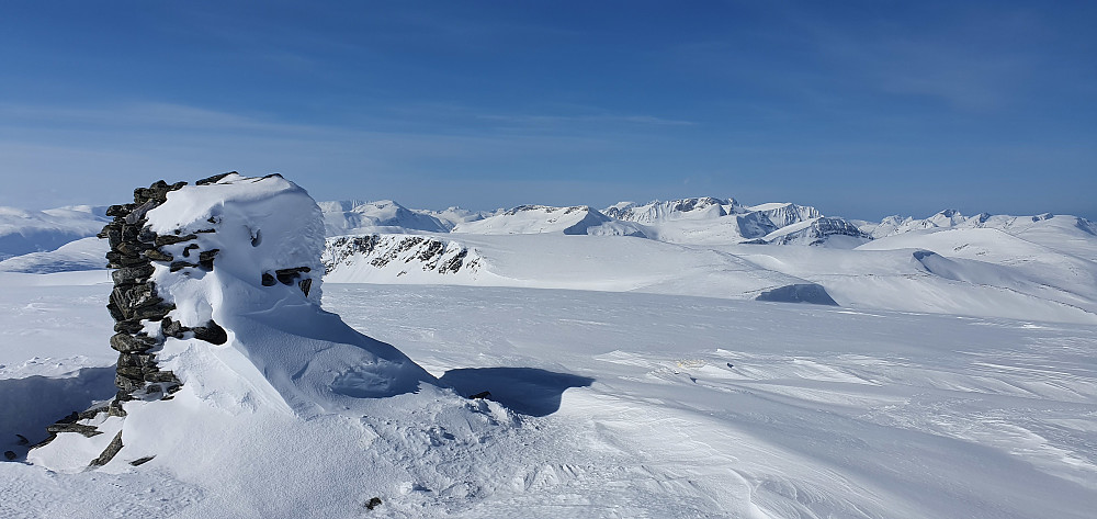 Kråkvasstinden, 1700 moh - dagens høyeste.