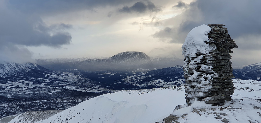 Dårlig vær over Oppdal sentrum..