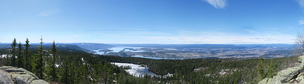 Utsikten vestover fra Gyrihaugen