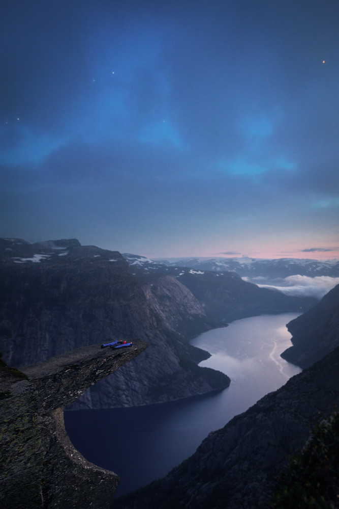 Møtte på en naturfotograf som tok det bildet her av oss