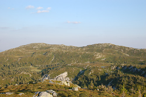 Kabrettstaulfjellet sett fra Bikkjenuten.