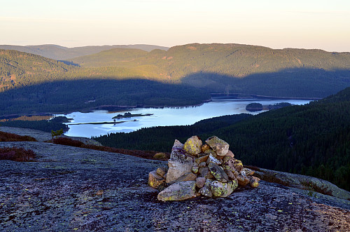 Fra Belatjønnknatten mot fjellvannet