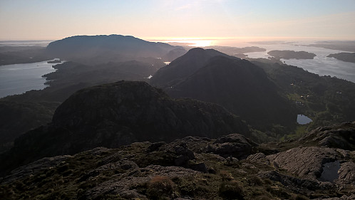Litlfjellet, Borefjell, Øyjordsfjellet og Eldsfjellet frå Gaustadfjellet