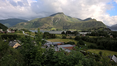 Kvamfjellet sett frå Selje