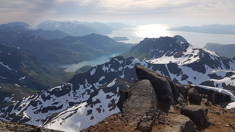 Vestover frå Møysalen