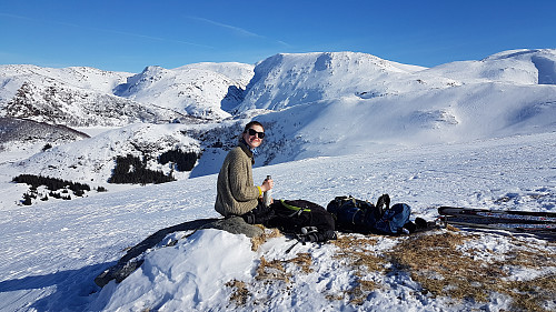 Åse foran Gullfjellmassivet