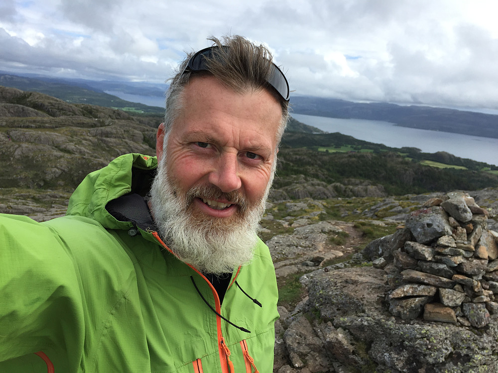 På toppen