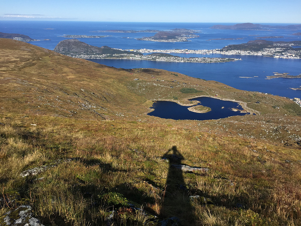 Utsikt mot Vonhytta og Ålesund