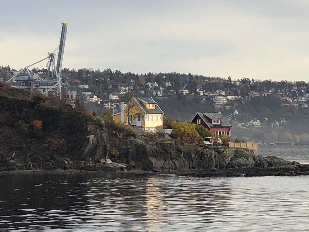 Hus på Bleikøya, retning Nordstrand
