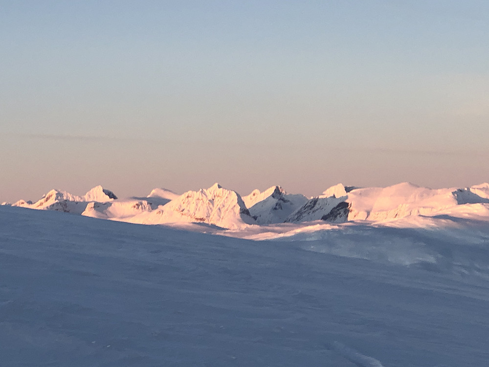 og et til av Jotunheimen