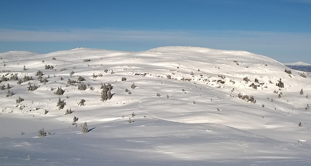 Fra Storstølknatten mot Freningfjellet. Bildet er tatt på tur nr 2 for dagen, så det er mine egne spor jeg ser krysser oppover.