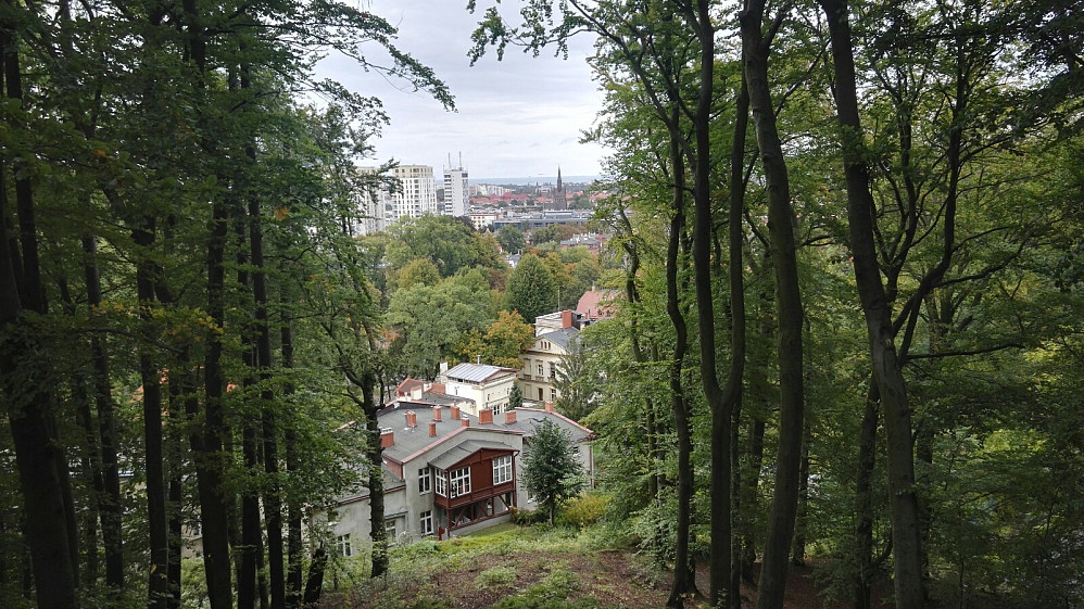 Et glimt av storbyen Gdansk. Ikke mye til utsikt for en garvet Jotun-vandrer, men, men...