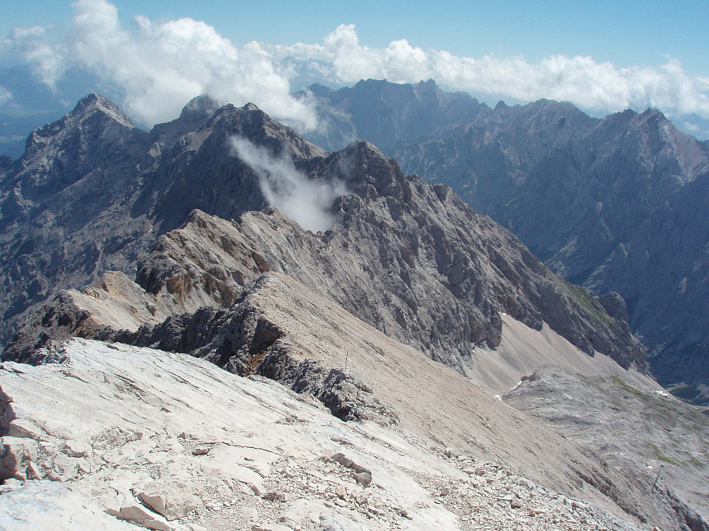 Jubileumseggen, med Alpspitze bak til venstre, var morgendagens mål.