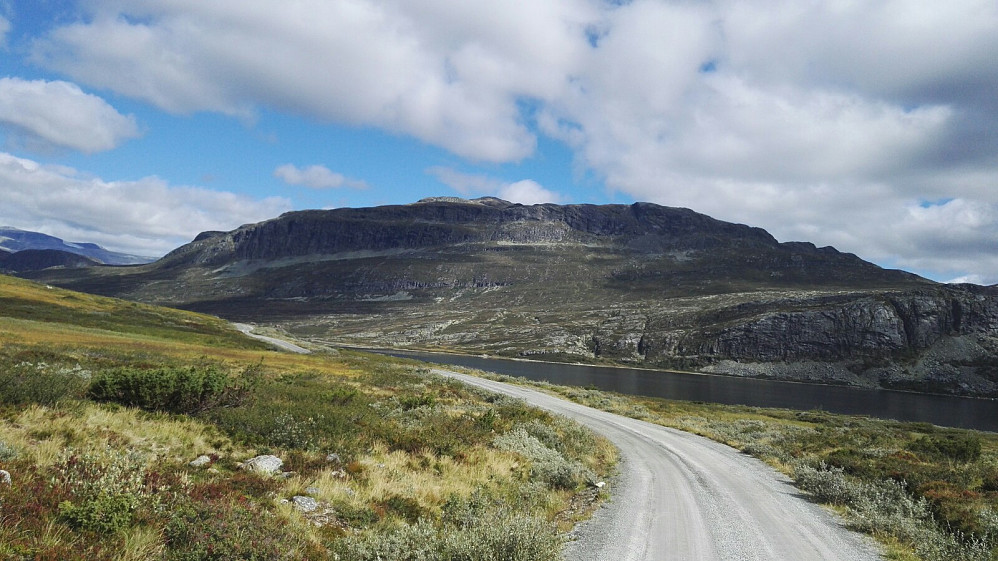 Svarteknippa sett fra veien mot Sleipestølen.