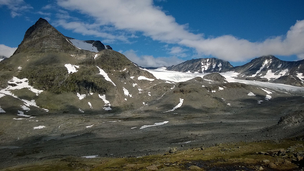 Memurutinden vest 6 sett fra øst. Det var her jeg innså at jeg måtte en del ned igjen, og at veivalget hadde vært dårlig.