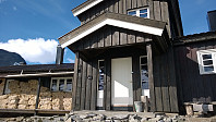 olepetter_01c_hovedinngangen_på_olavsbu.jpg