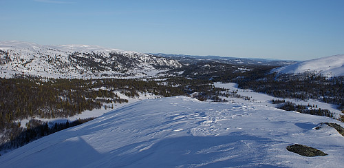 Utsikt fra grensepunktet (1113m) mot Bjødalen i øst.