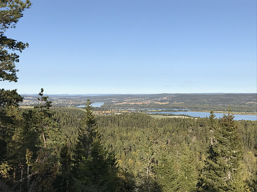Utsikt hjemover fra Tjuvstuåsen :-)