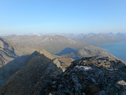 Utsikt mot Blåtinden og Lyngen