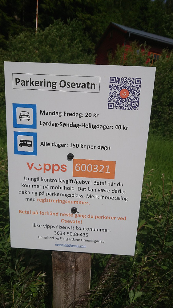 Betal gjerne på forhånd før du kommer opp, det var ingen dekning ved parkeringsplassen