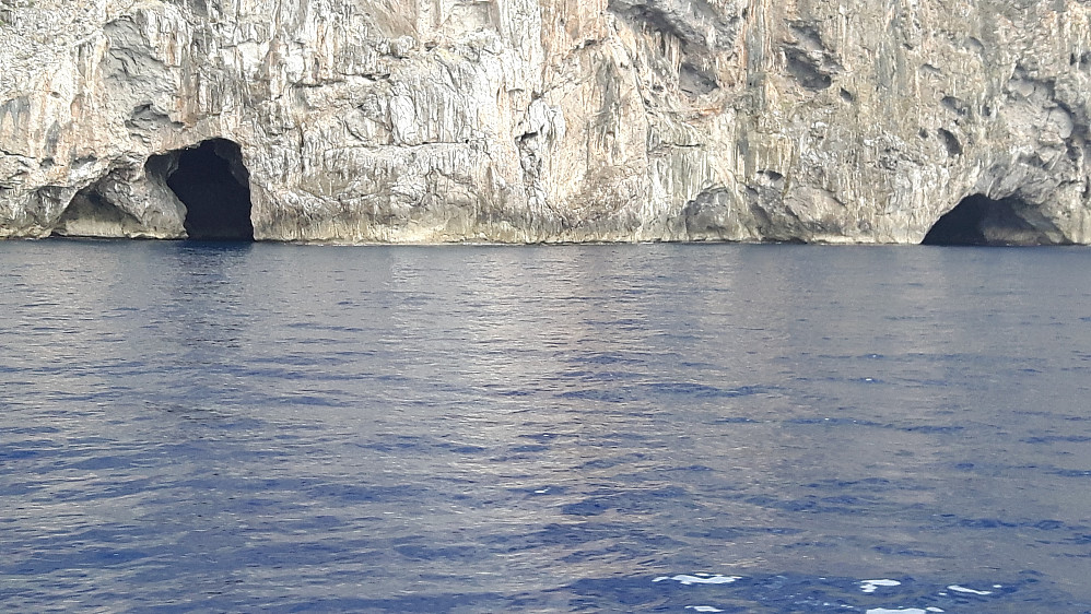 Retur med turistbåt.Uforskammet dyr forresten.