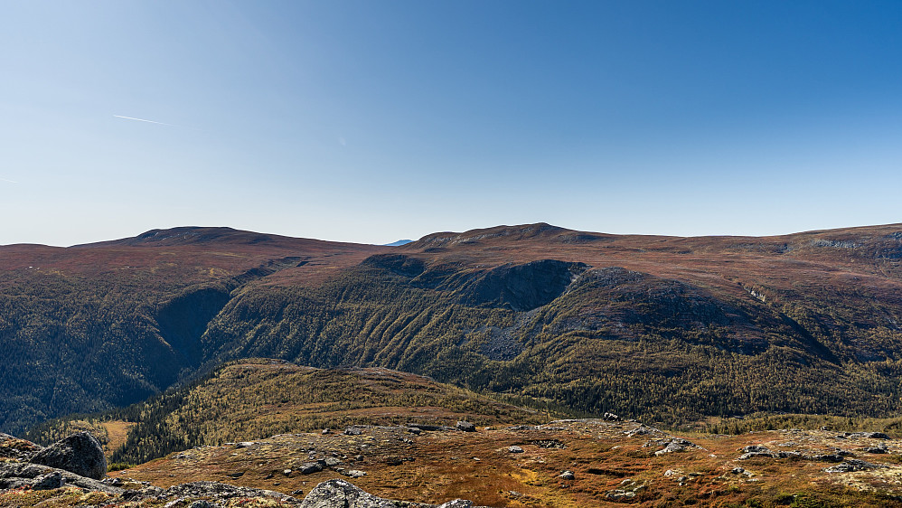 Utsikt fra Byggingen til Kvannehøgdin og Skirveggnuten