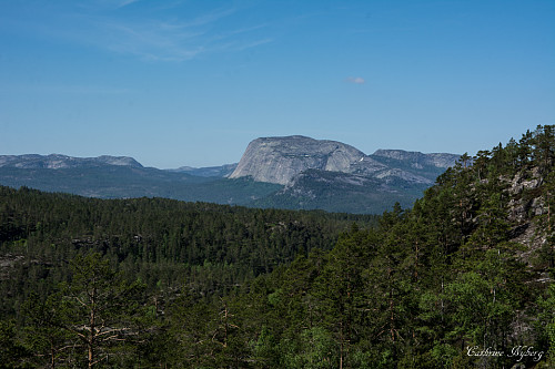 Hægefjell sett fra stien opp mot Fagerlihei.