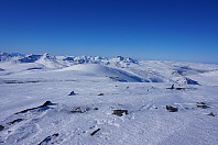 Klart vær så en fikk se langt innover Trollheimen, her mot Snota