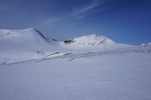Dagens mål Roksdalskammen og Svorundfjellet.