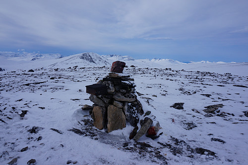 Svorundfjellet med Kråkvasstinden i bakgrunnen.