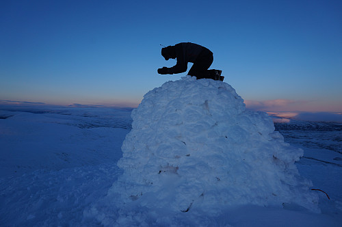 Egil ber om nord vest og mye snø.