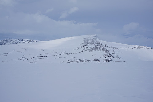Kråkvasstinden fristet så vi fortsatte dit.