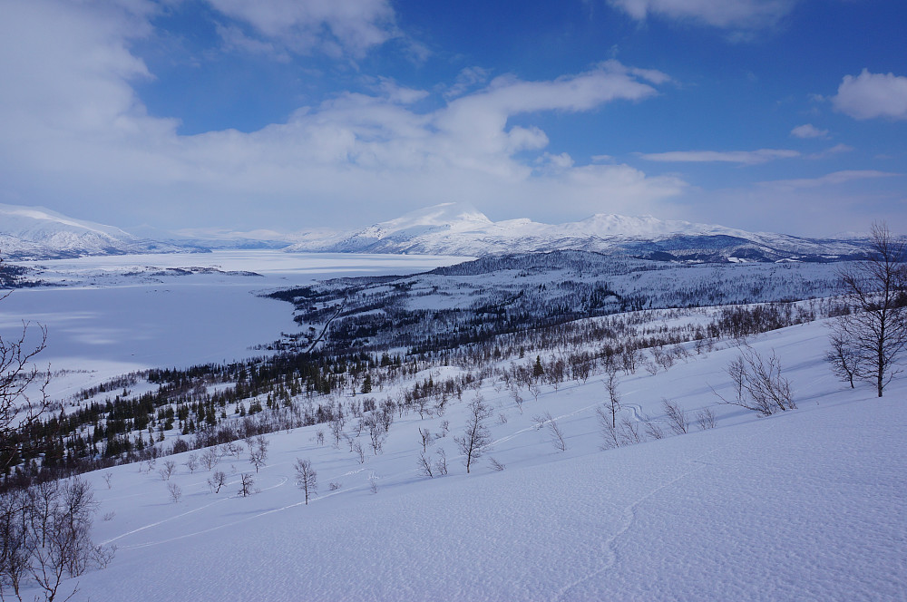  Fin utsikt over til Hjartfjelltinden.
