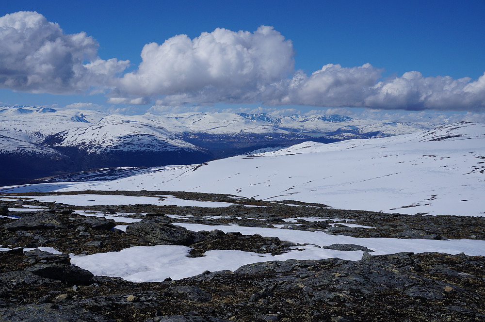 Mye snø i fjellheimen enda.