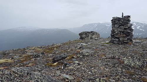 Hælfjellet i regnvær.