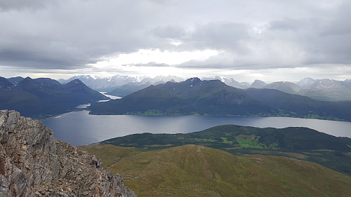Fin utsikt fra toppen.