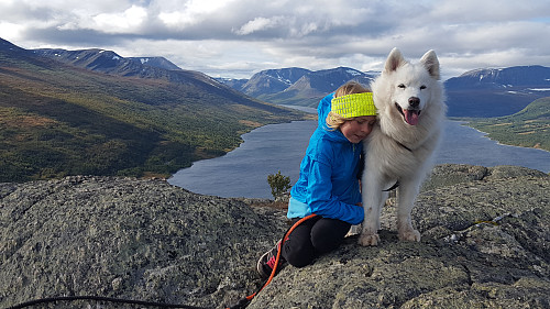 To gode venner, Aurora og Tundra