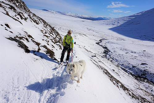 Var spent på om det lå nok snø oppover kneika til Kamtjønna men her også var det fine skiforhold.