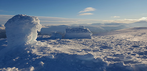 Fin sentrumsnær topp dette fra Oppdal sentrum.
