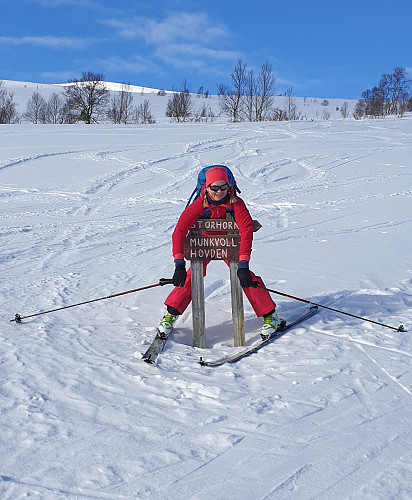 Sliten i beina etter langturen vi hadde dagen før.