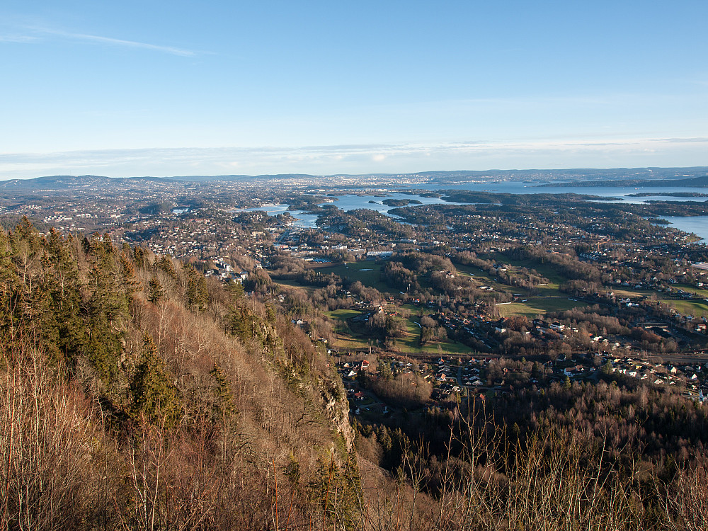 Utsikten fra Skaugumsåsen