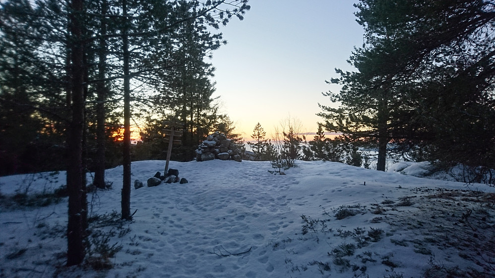 Varden ved soloppgang