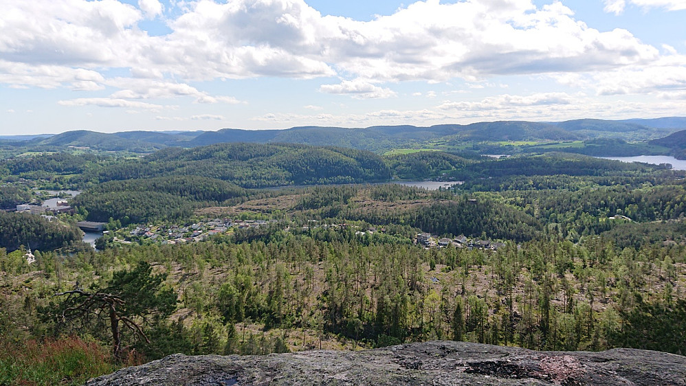 Utsikt mot Skotfoss og Norsjø