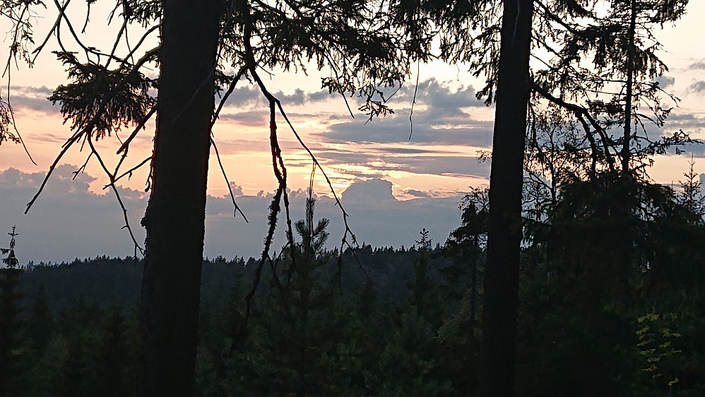 Nærmer seg solnedgang, fra Elggløtt
