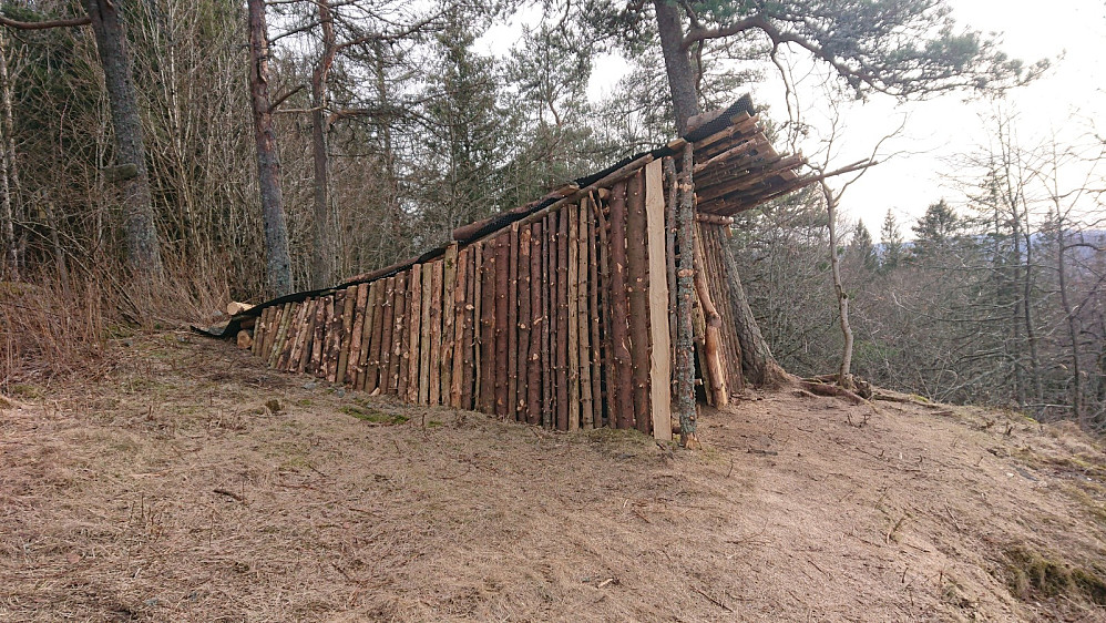 Den nye gapahuken på Rustankollen.